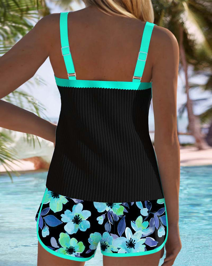 Liliana - Bikinisæt med kryds i nakken og print