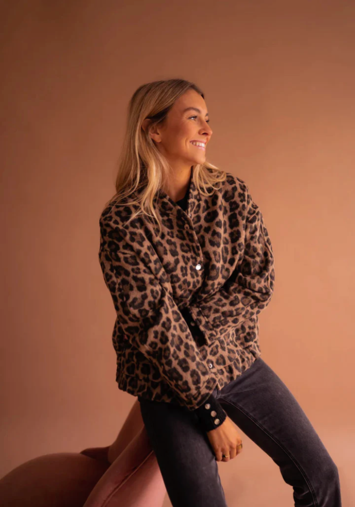 LEONA™ | Bomberjakken i leopard