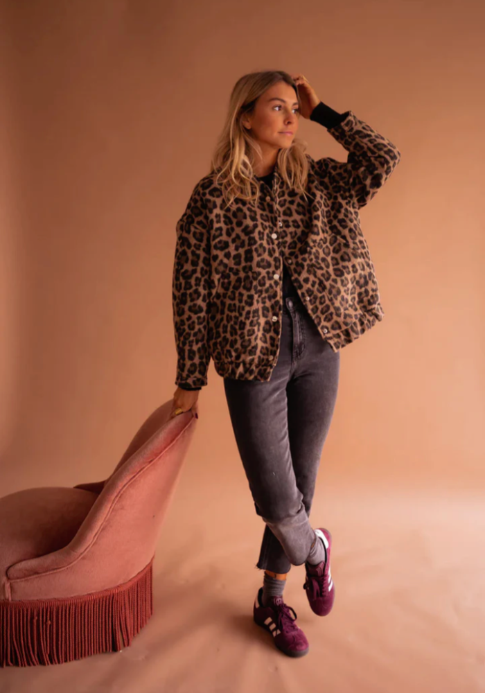 LEONA™ | Bomberjakken i leopard